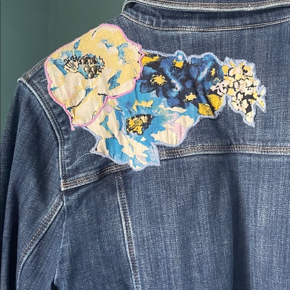 Chico's Dark Blue Denim Jacket with embroidered and inlay floral details - Picture 5 of 8